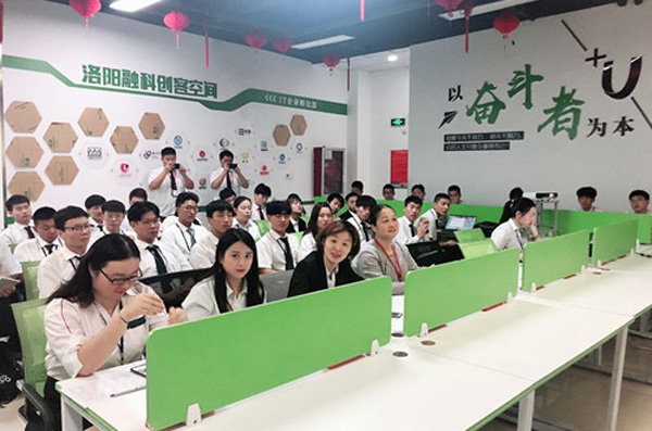 超级演说家初赛 | 激昂青春，别样风采！