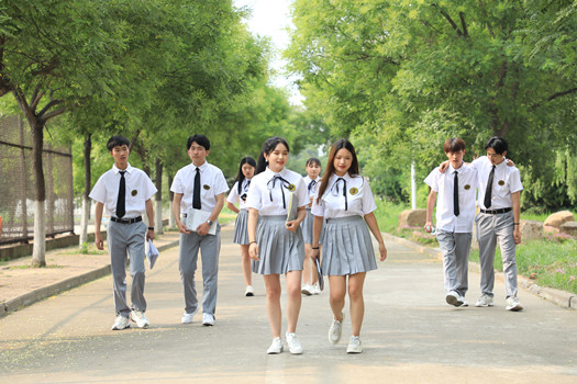 15岁学什么技术好