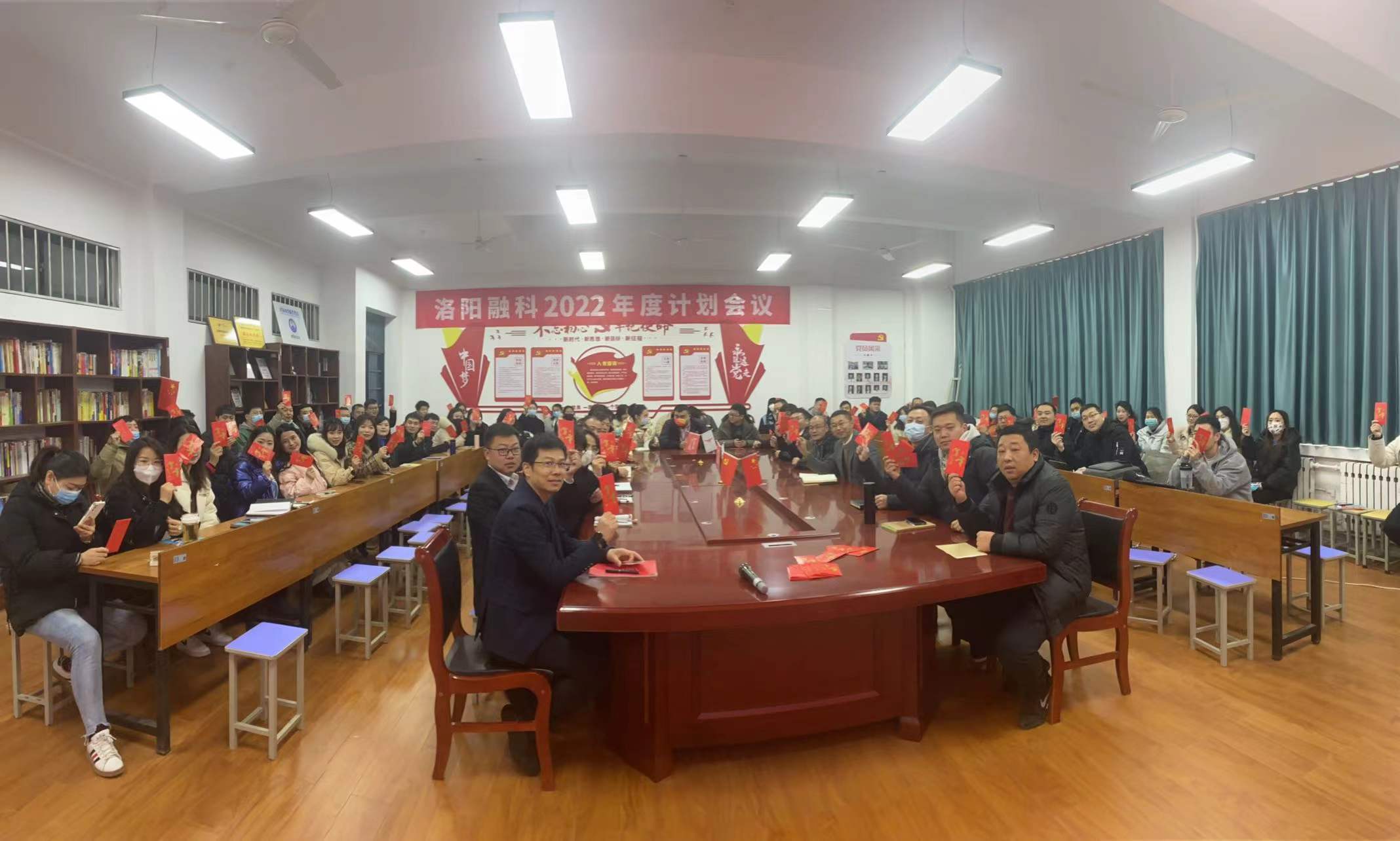 最是人间烟火气，新春元宝落玉盘——新年利是，一起包饺子喽！