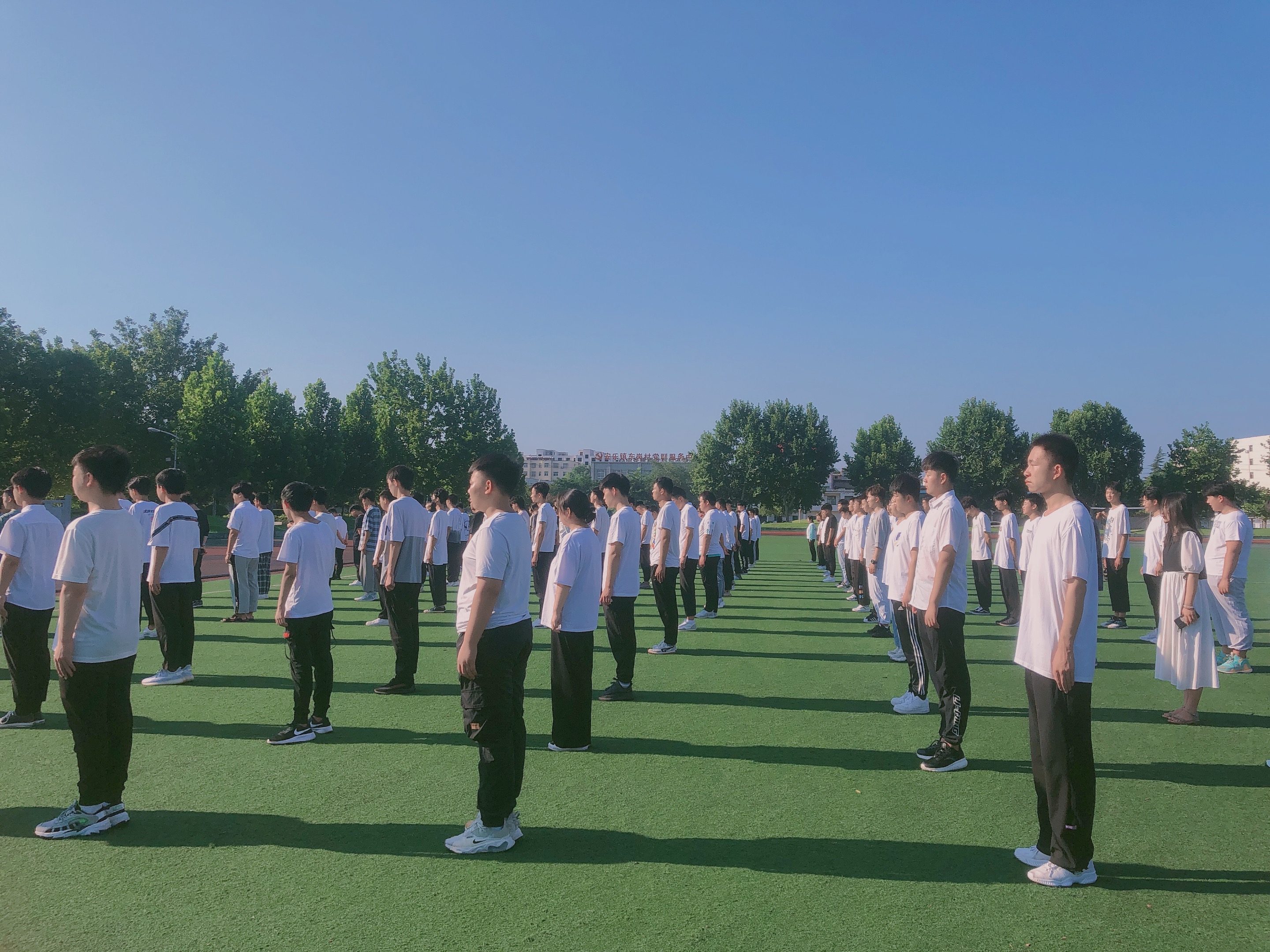 【学员生活】挥洒青春，活力校园丨洛阳融科北大青鸟的一天，从清晨的第一缕阳光开始！
