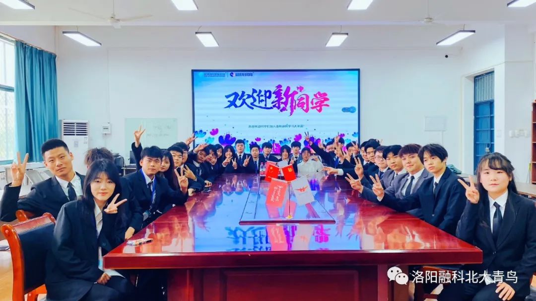 【校园文化】练就好口才，就从短短的“课前三分钟”做起